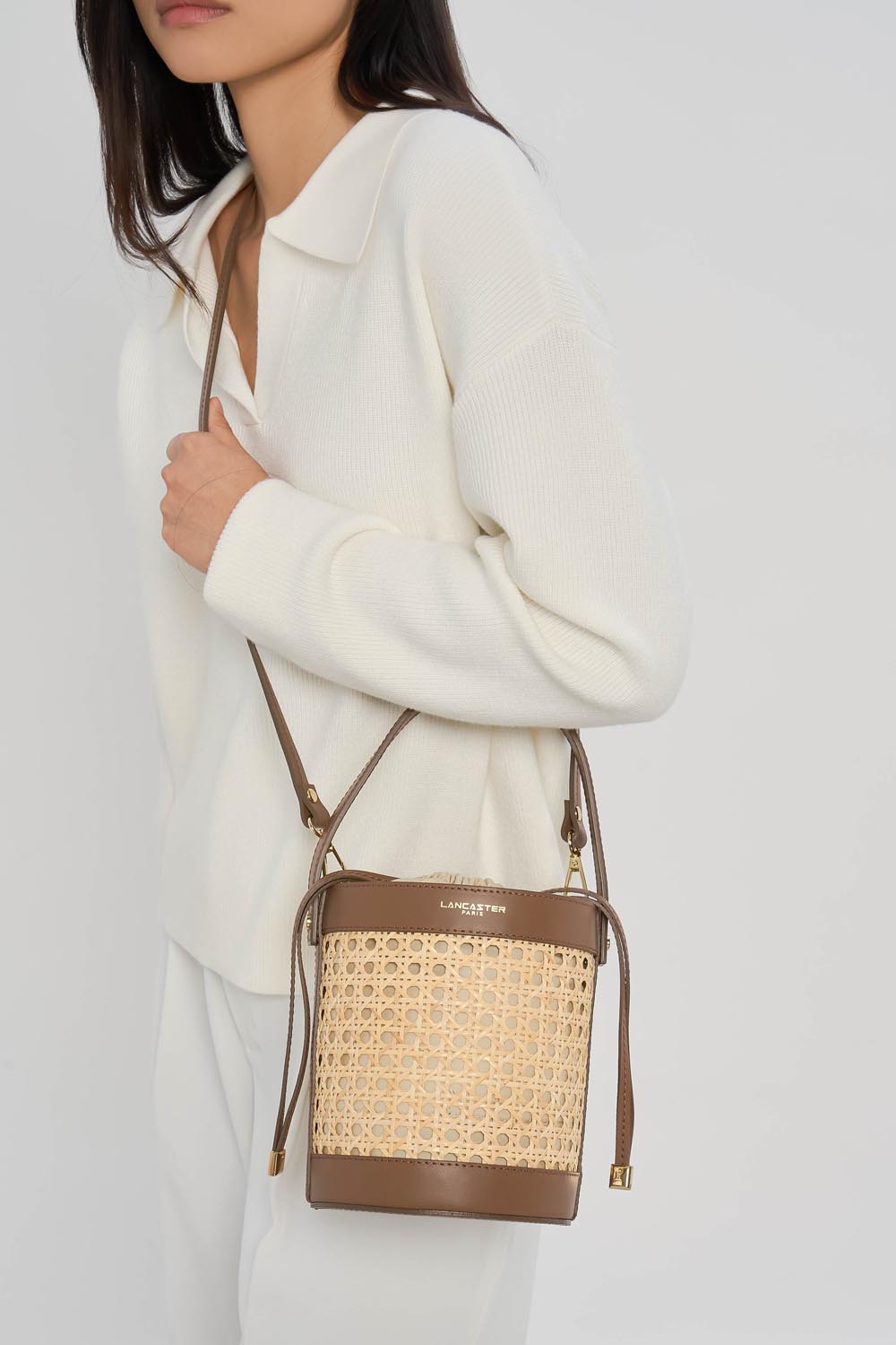 sac seau - cannage rotin