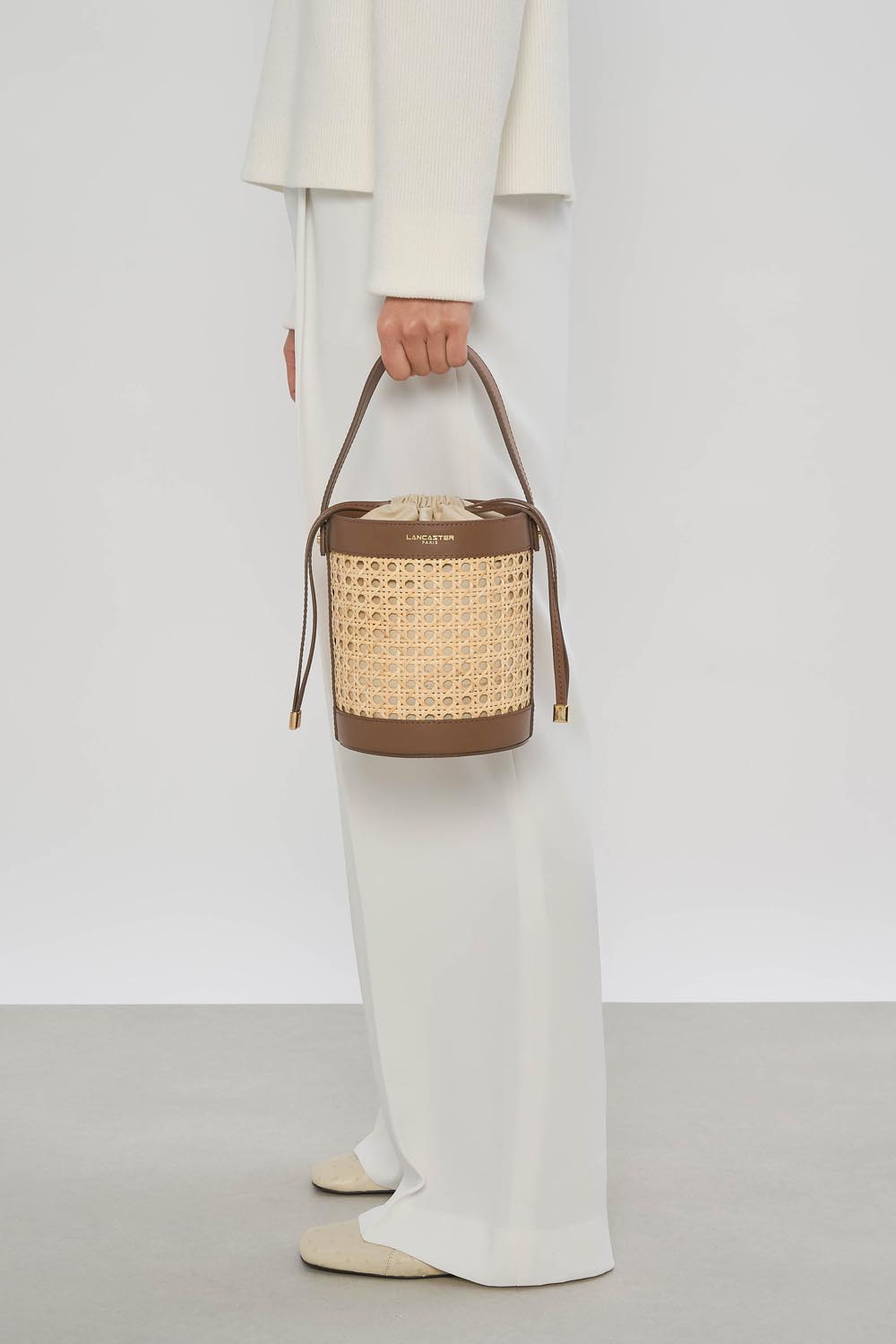 sac seau - cannage rotin