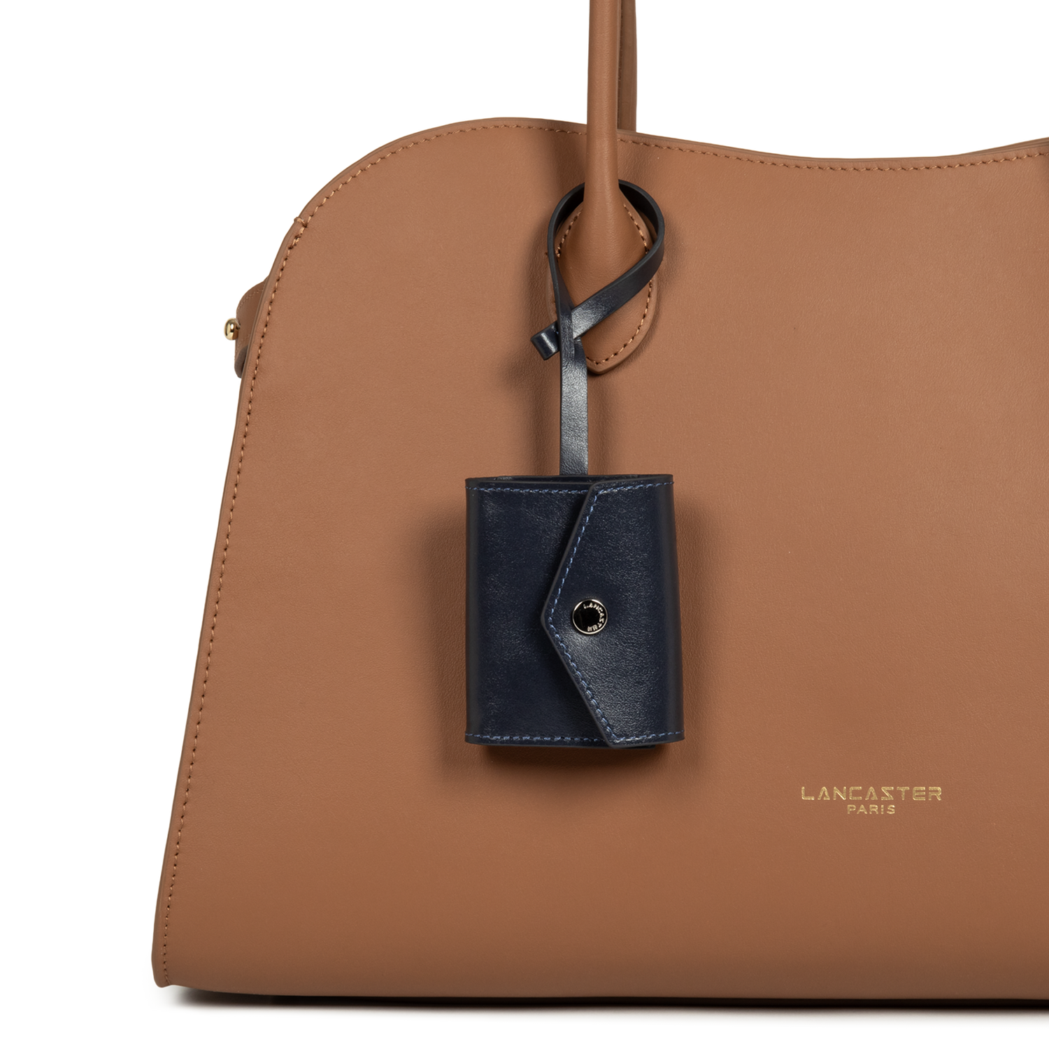 étui airpods - accessoires paris 