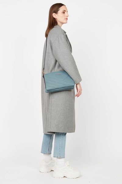 pochette - wild matelassé #couleur_bleu-cendre
